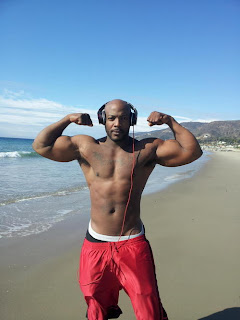 Mibali Afrika: Black straight: Nat Turnher (Terry Hayes)