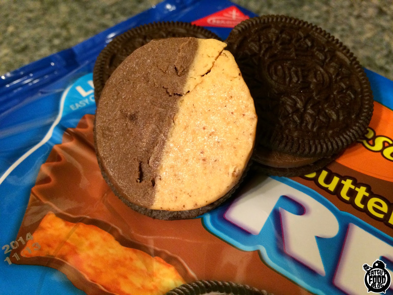 FATGUYFOODBLOG Reese's Peanut Butter Cup Oreos!