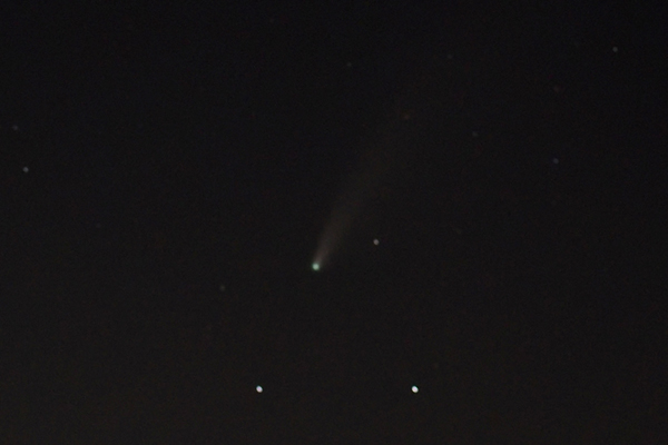 Another photo I took of comet NEOWISE from the city of Diamond Bar in California...on the night of July 18, 2020. Another photo I took of comet NEOWISE from the city of Diamond Bar in California...on the night of July 18, 2020.