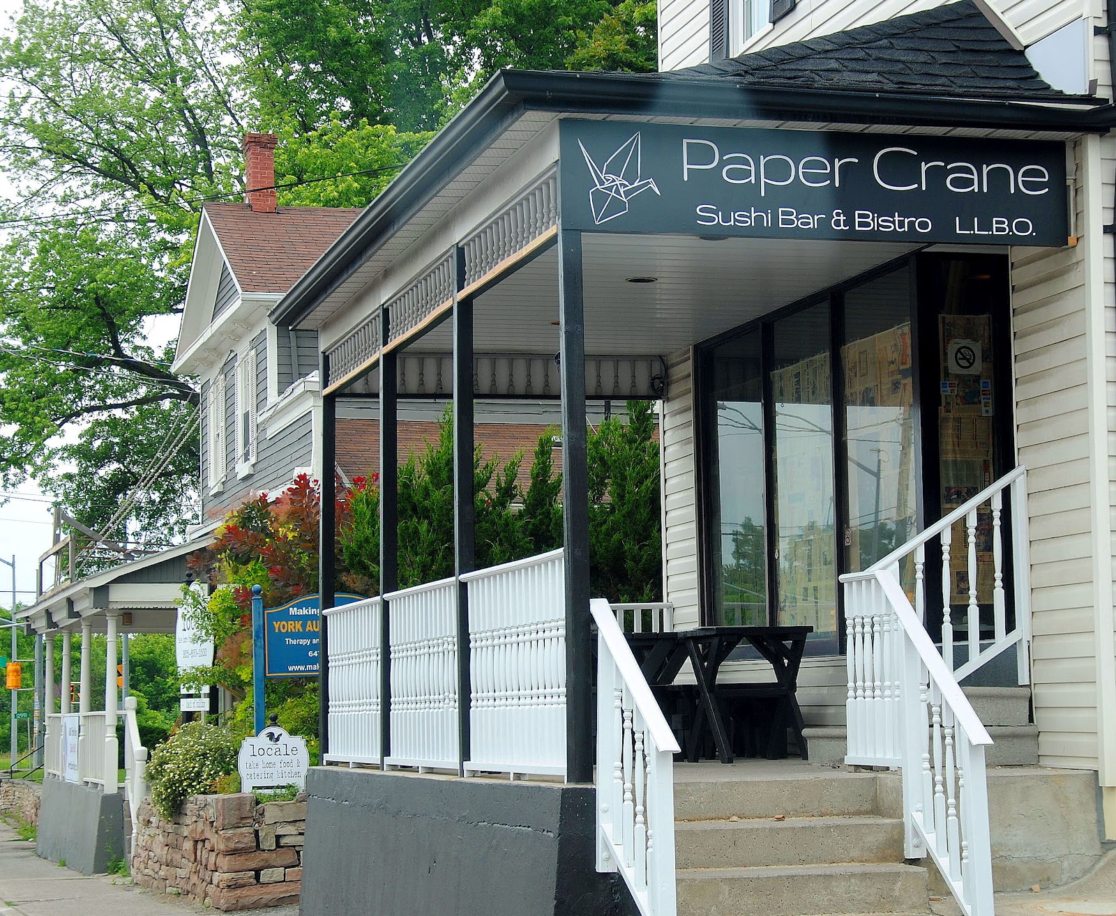 Camera on King & Aurora Paper Crane very enjoyable