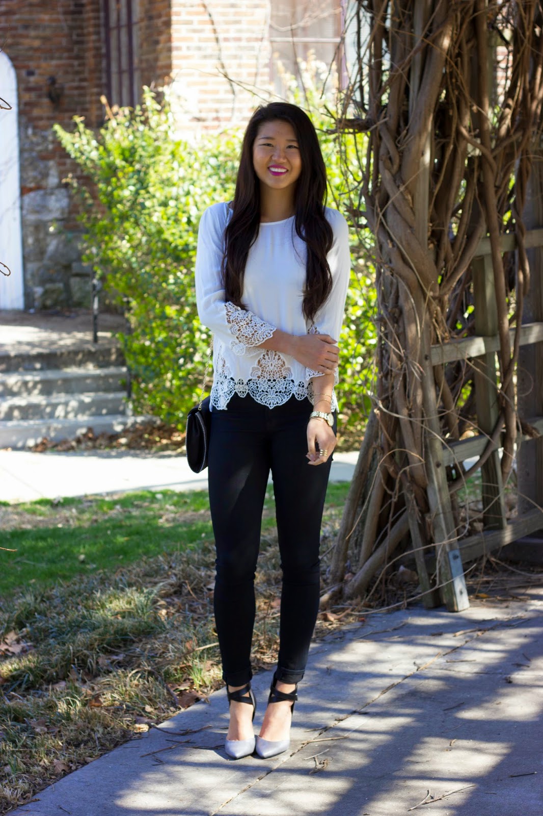 Simply Duo Style: Lacy White Blouse