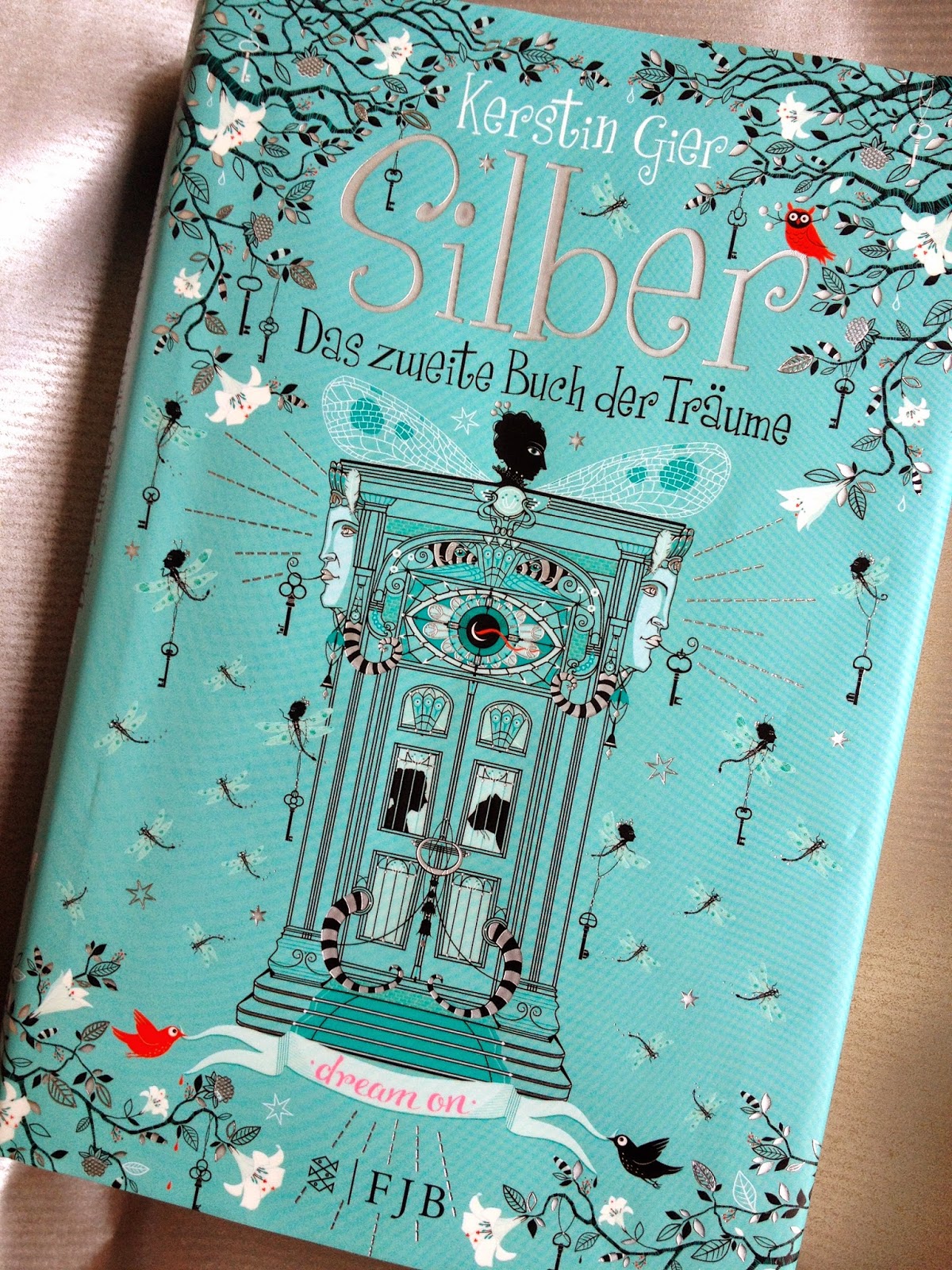 Zusammenfassung Silber Das Zweite Buch Der Träume Zeit zum Lesen und mehr.....: Silber Das zweite Buch der Träume von