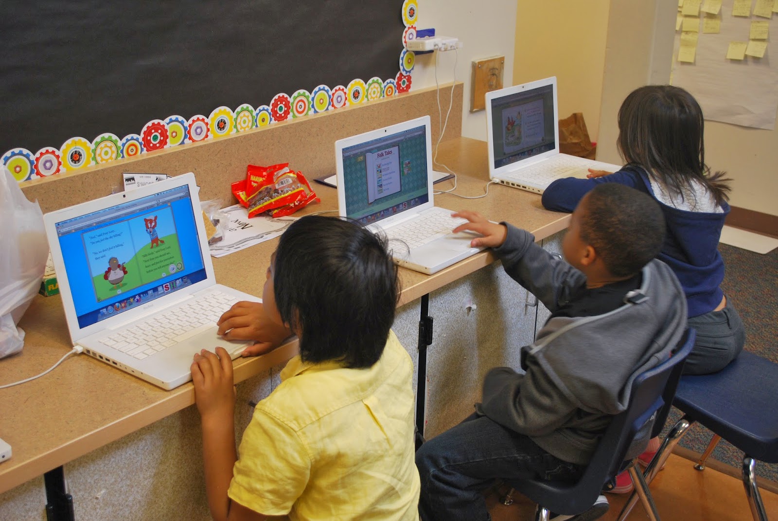 Primary Chalkboard Reading Center Ideas for Your Classroom!