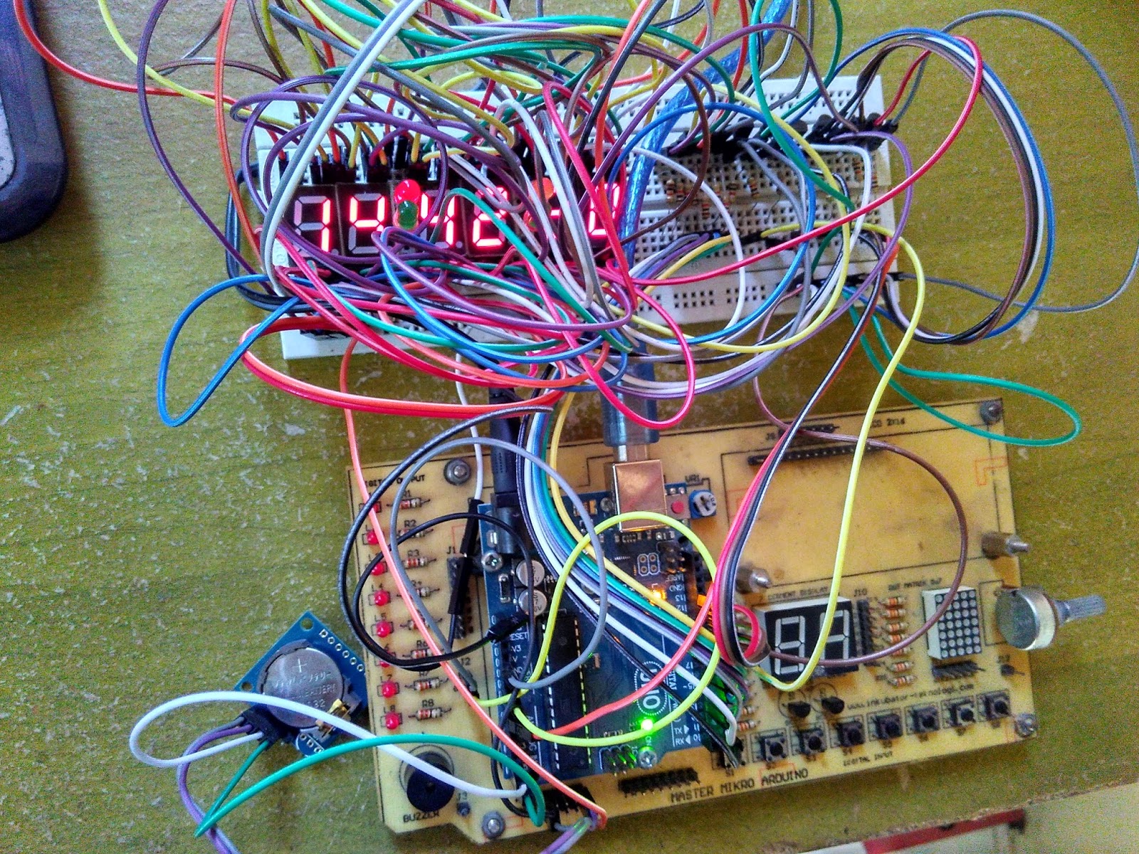 Jam Digital 6 Digit 7Segment dengan Pengatur Tombol