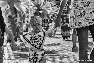 Fiesta en Guanajuato, by Guillermo Aldaya / AldayaPhoto