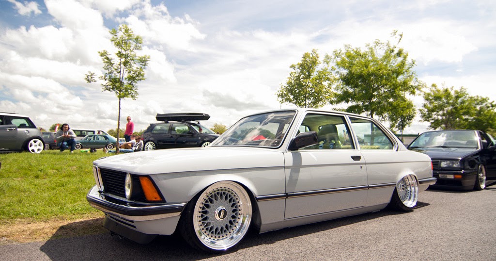 Bmw 3 series (e21). Bmw e21 обвес. Bmw 323 e21. Bmw e34 разварки. Bmw e30 speedhunters.