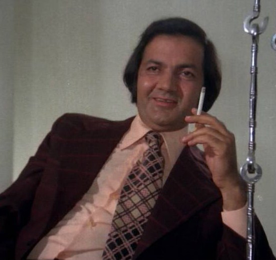 Come Here For Gossip: F.I.R. against veteran actor Prem Chopra