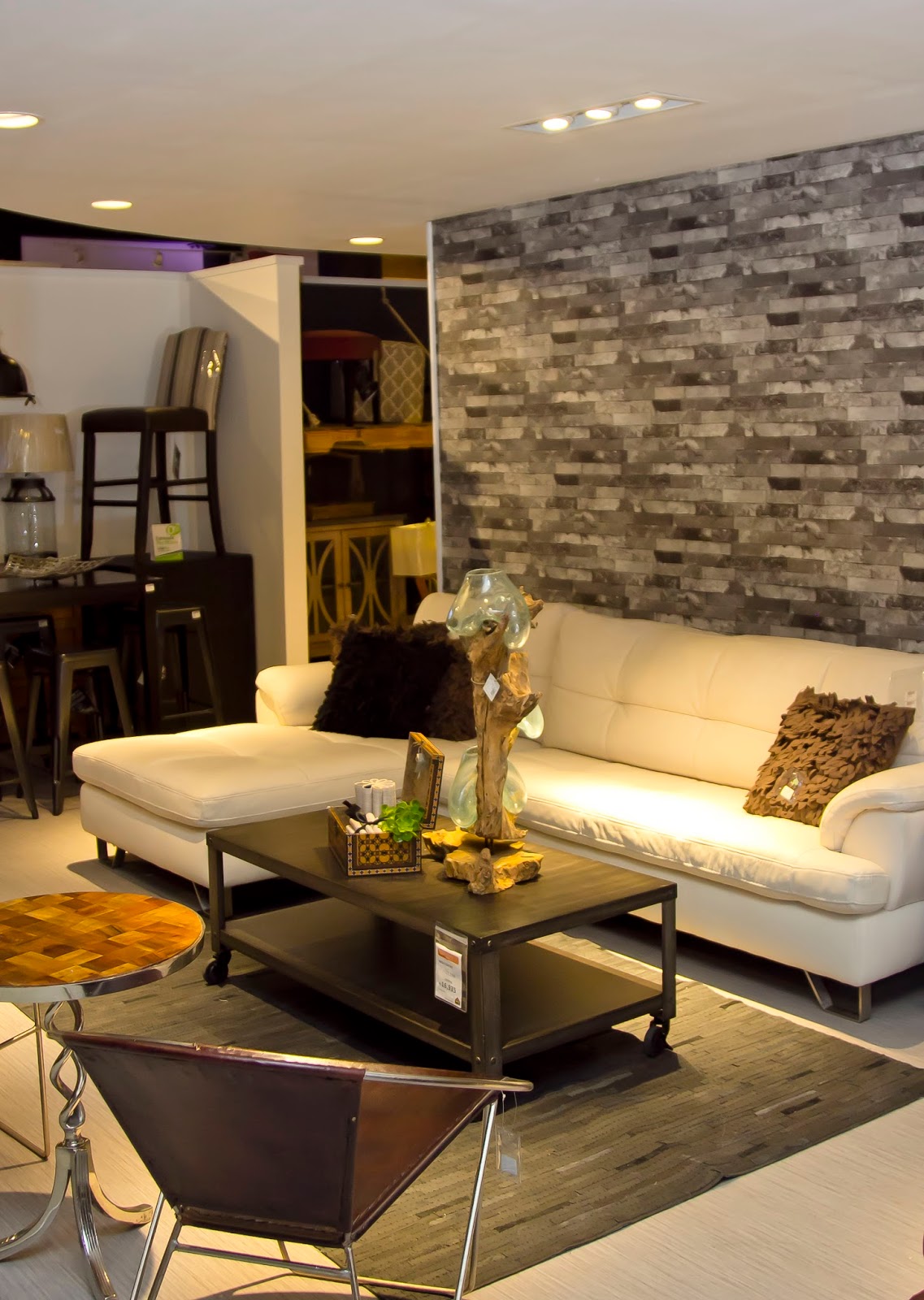 Ashley Furniture HomeStore celebra 70 años con Urbanology