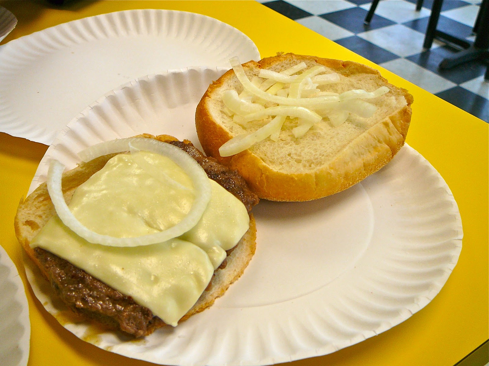 Bill Cianci's (Mostly) Burger Reviews Steaks Unlimited, Seaside