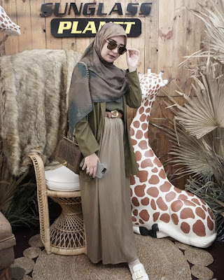 fashion artis 2019 baju gamis shireen sungkar baju muslimah shireen sungkar trend 2019