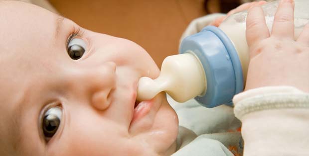 Konsultasikan Alergi Susu Bayi Pada Dokter Agar Cepat Teratasi