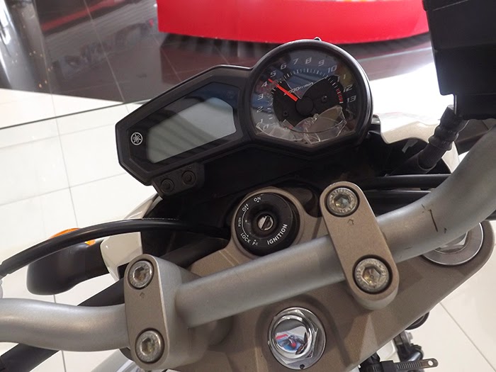 Руль xj6 f