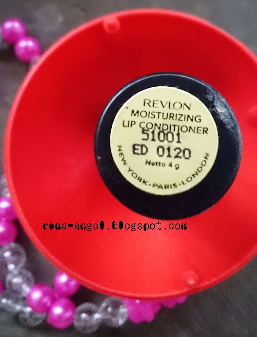 Review Revlon Moisturizing Lip Conditioner