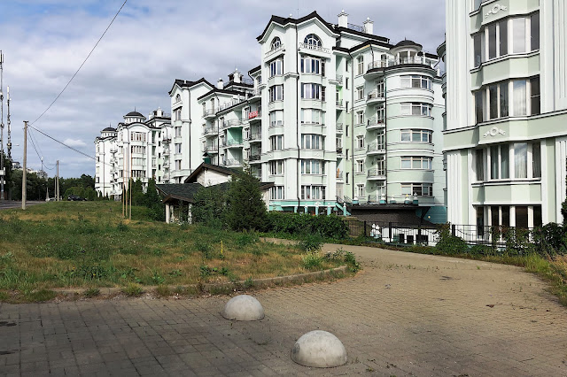 Береговая улица, жилой комплекс «Покровский берег»