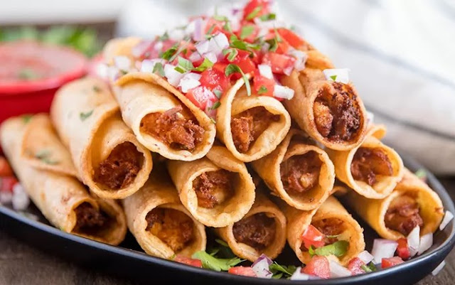CHICKEN TAQUITOS WITH CREAM CHEESE