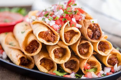 CHICKEN TAQUITOS WITH CREAM CHEESE