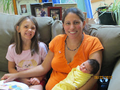 Emma, Mommy and Annika