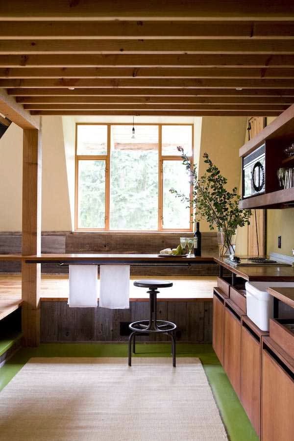 Desain interior rumah antik dan juga minimalis