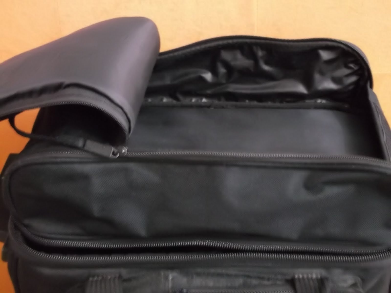 Pu3 Store Sold Item EBONITE Double Bowling Bag