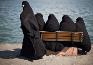 Feminis Bilang, Islam Merendahkan Perempuan, Benarkah?