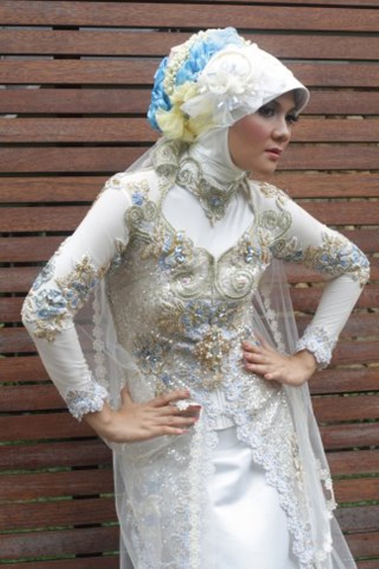 baju pengantin muslim dan model kebaya pengantin modern 