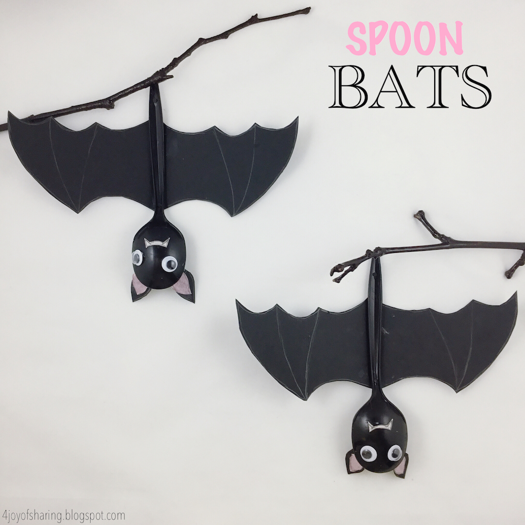 Halloween Spoon Bats Bat Craft, Halloween Craft, Kids Craft, Easy Craft, Preschool Craft, School Craft, Daycare craft, homeschool activity, kids activities, kbnmoms, spooky craft, spoon craft
