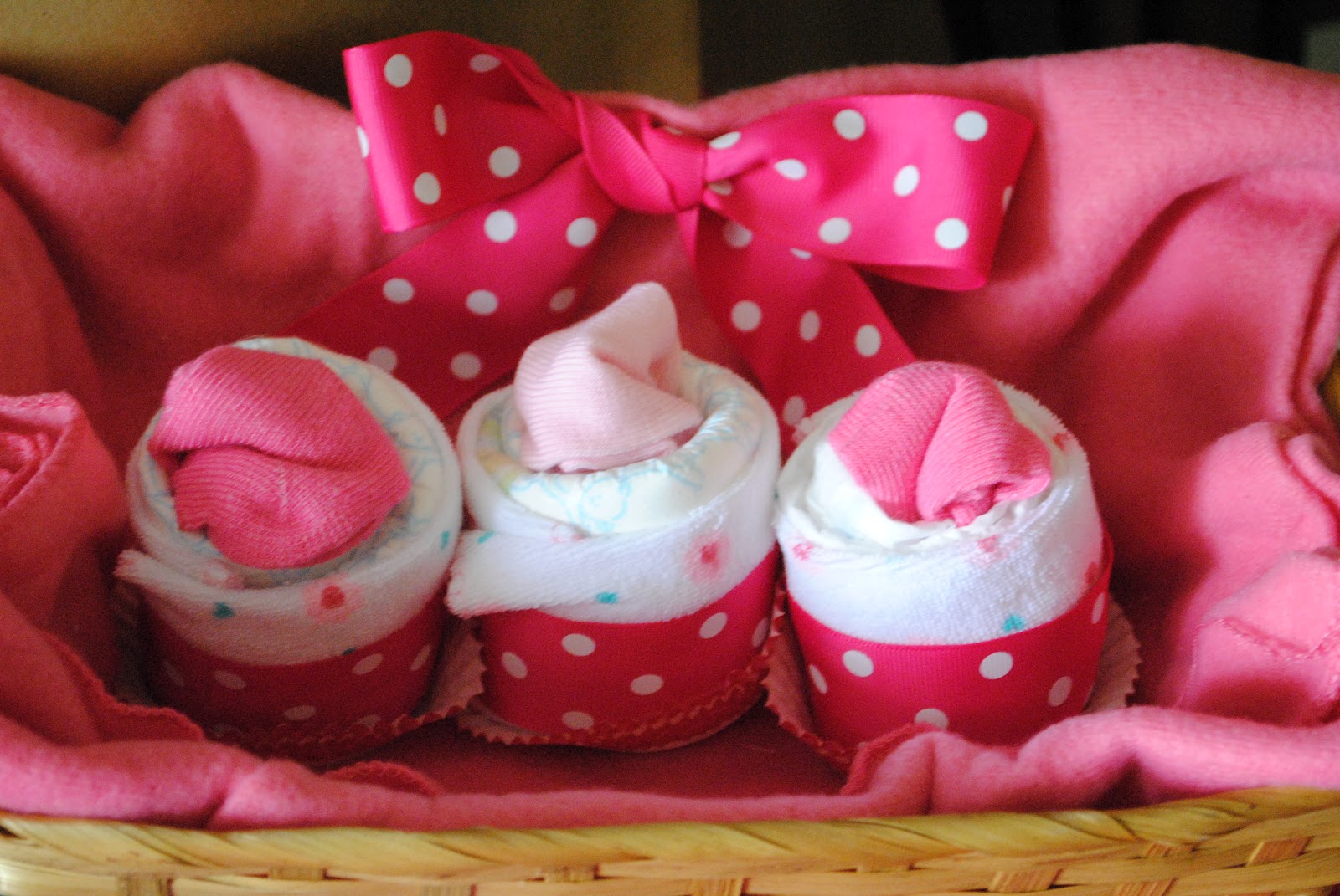 Two Monkies Momma DIY Diaper Cupcakes