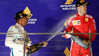 Lewis Hamilton gana el Gran Premio de Singapur F-1, Alonso séptimo