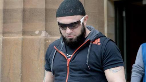 Vincen Focarelli setelah masuk Islam. Vincen Focarelli setelah masuk Islam.