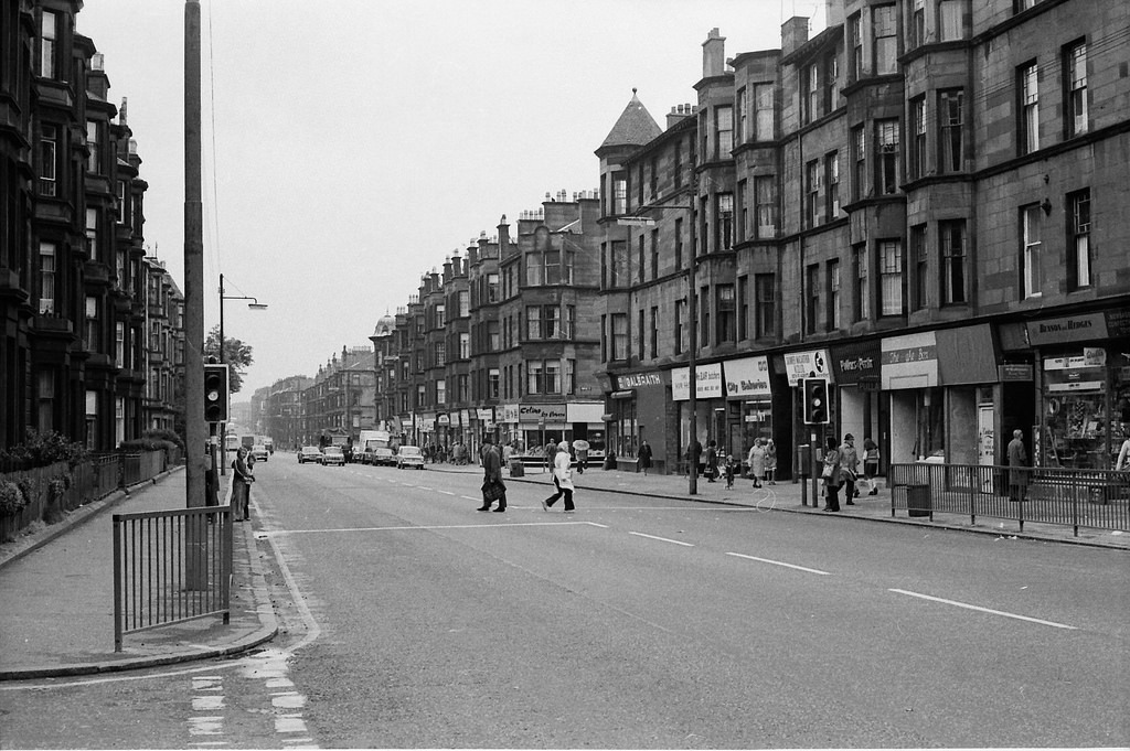Amazing Vintage Photographs Capture Street Scenes of Dennistoun