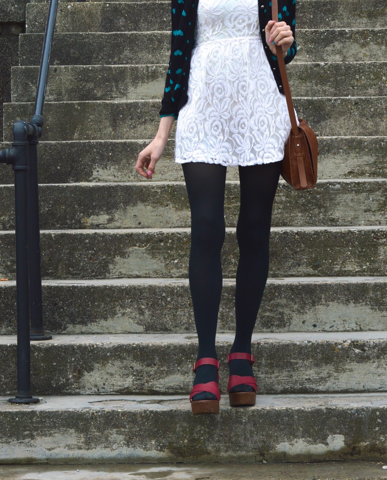Street style legwear looks alittlelau.com - Fashionmylegs : The tights and  hosiery blog