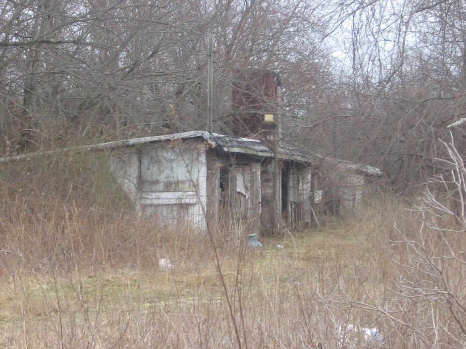 Abandoned house and chicken coops on Old Freehold Road, Toms River