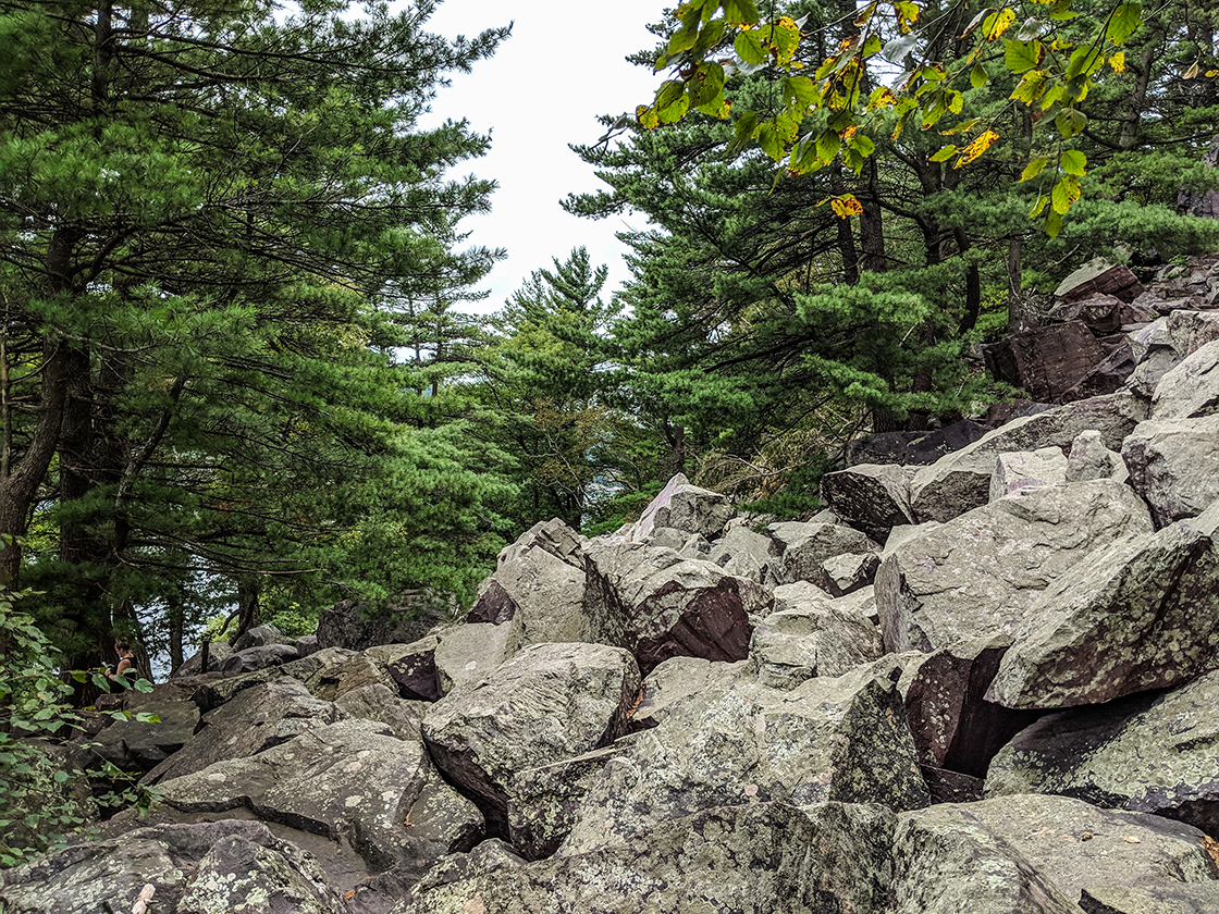 Devils Lake Balanced Rock Trail