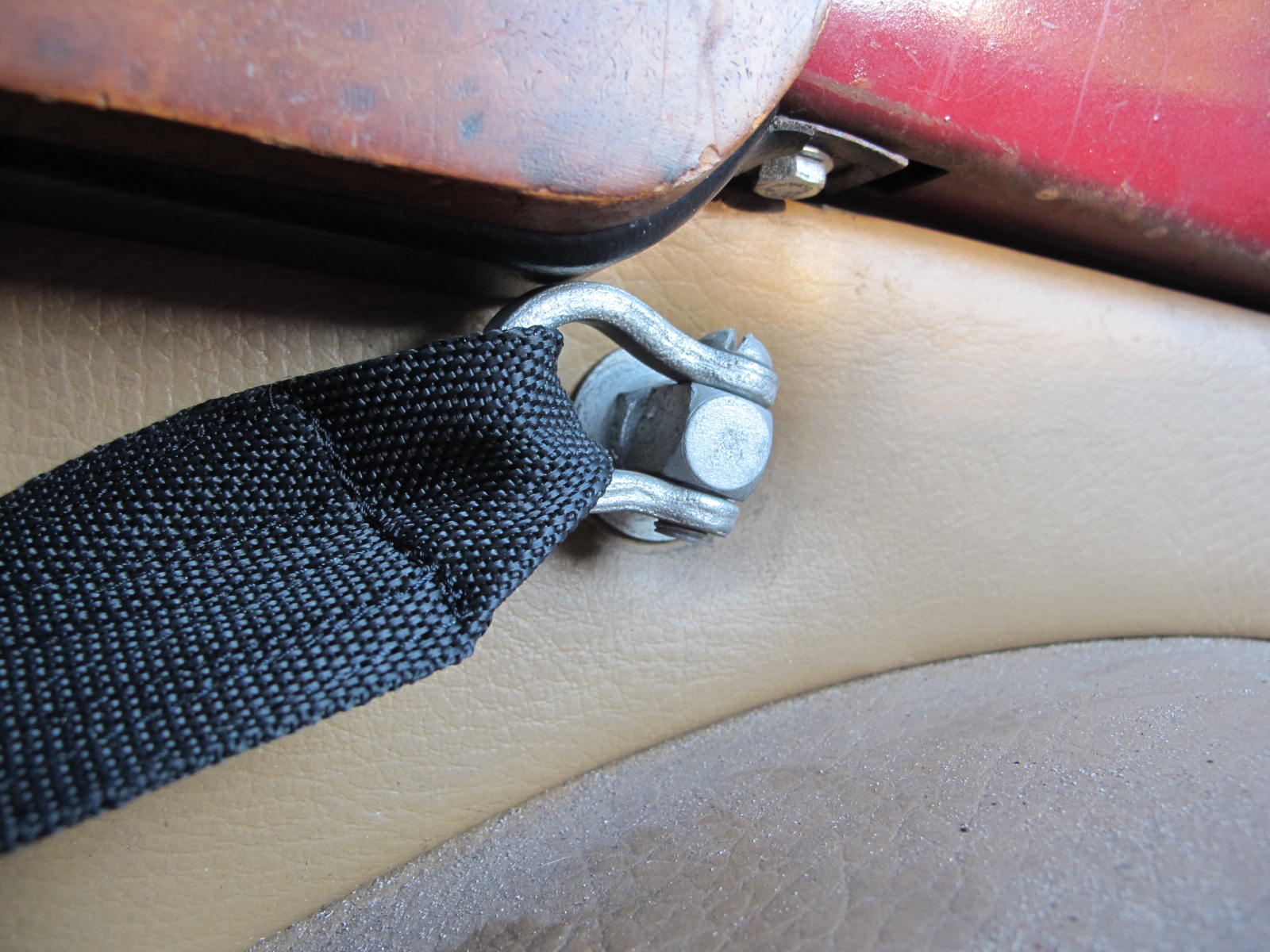 CKD Boats Roy Mc Bride More on Irvin seat belts,the original options.