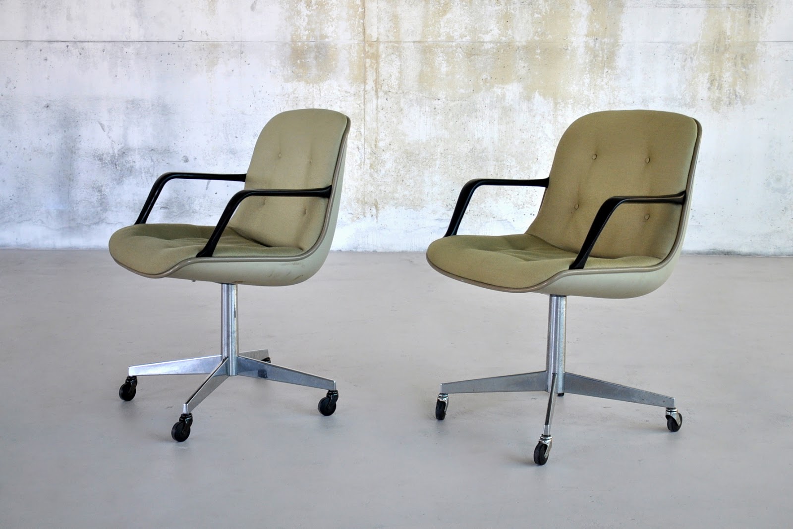 Steelcase Pollock Style Chrome Office Chairs 2.JPG