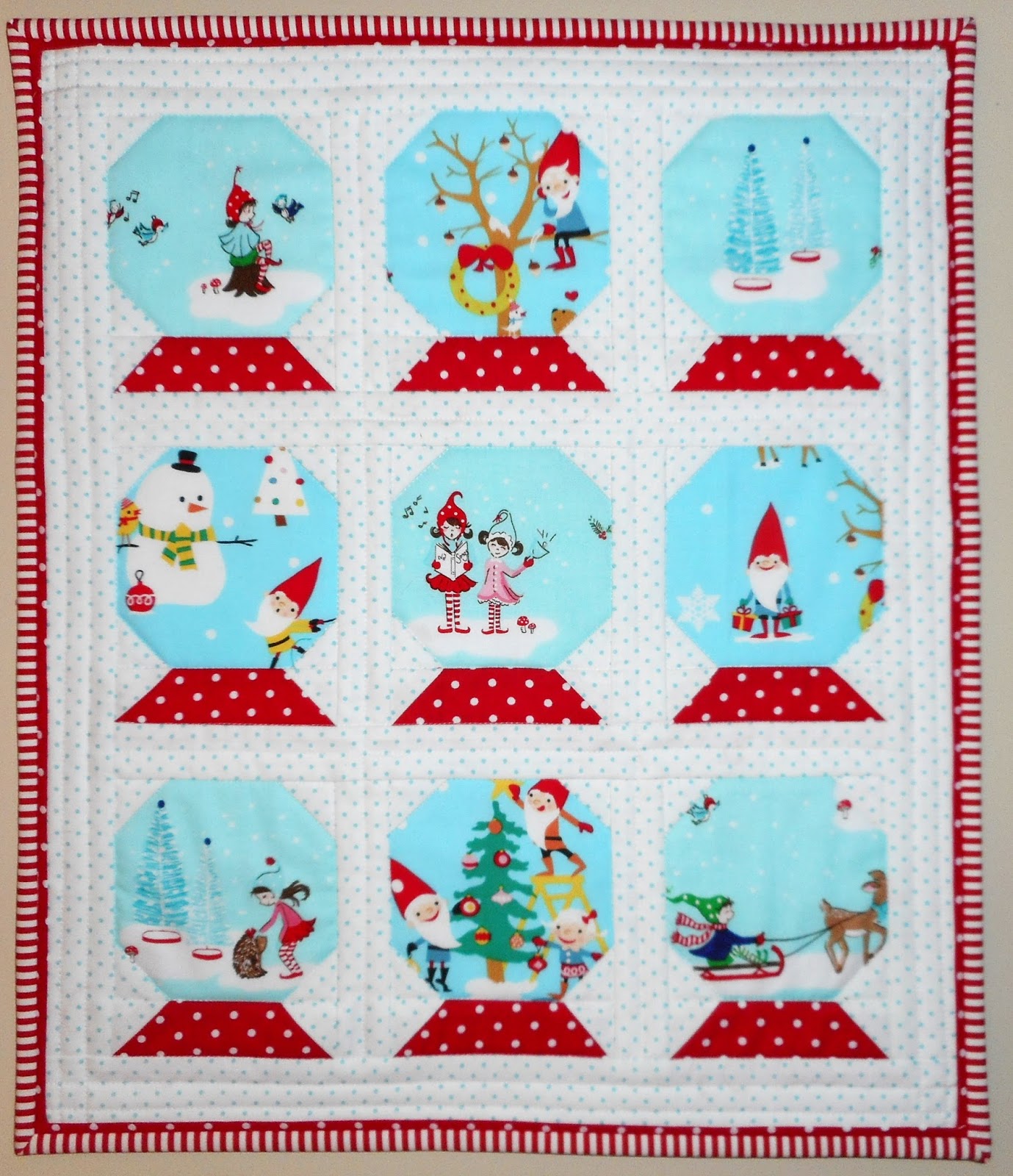 Pinkadot Quilts Snow Globe Mini Quilt