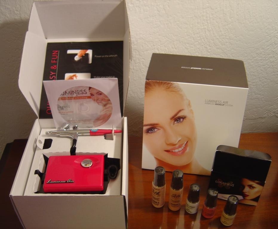 Review: Luminess Air Makeup Airbrush System - Beauty Cooks Kisses