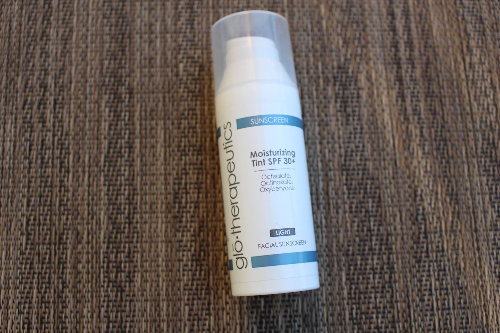 glo moisturizing tint medium