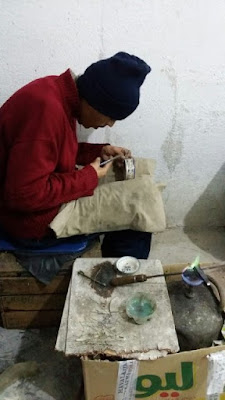 Proceso de aplicación del estaño a la cerámica