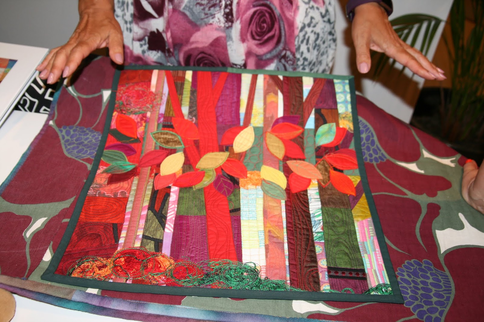 Patchworki Anny Sławińskiej: Wystawa patchworków w Benalmadena