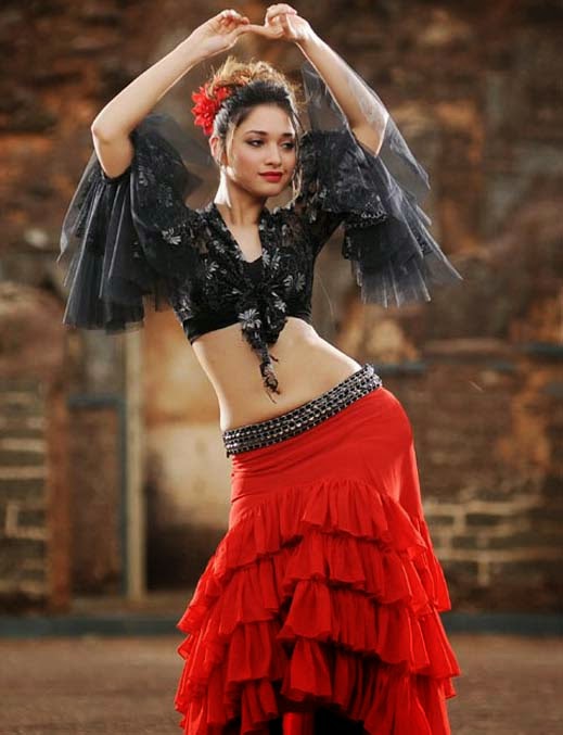 TamannaHot+&Glamorous+Photos@FilmyTrend+