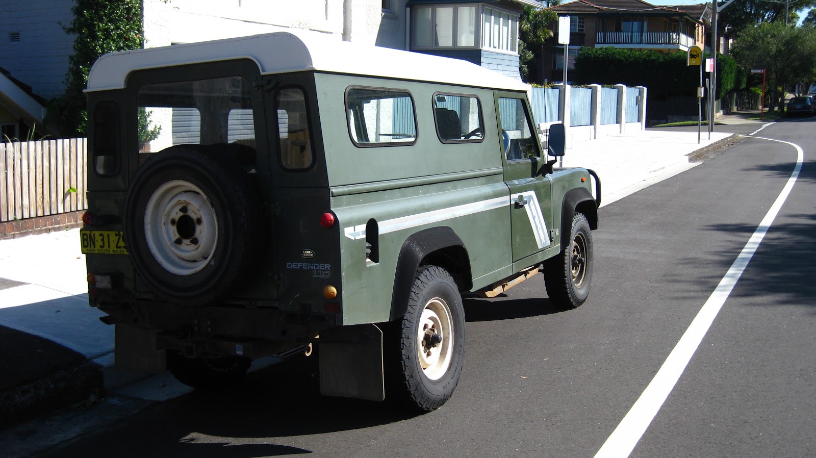 Aussie Old Parked Cars 1994 Land Rover Defender 110 Tdi