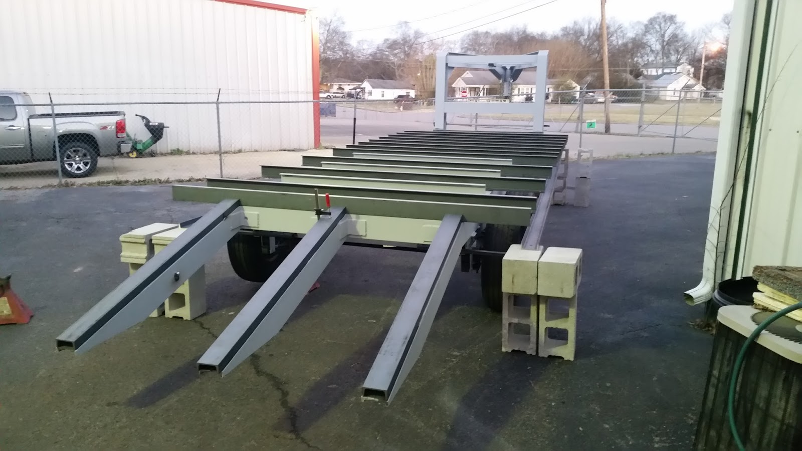 Building Gooseneck Trailer