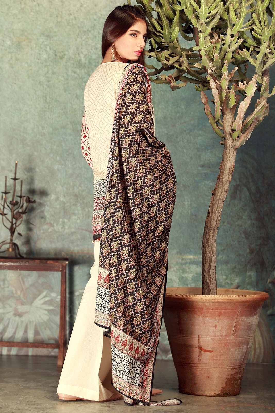 Khaadi Unstitched 3 Piece Mid Summer Collection 2017 A17510BEIGE