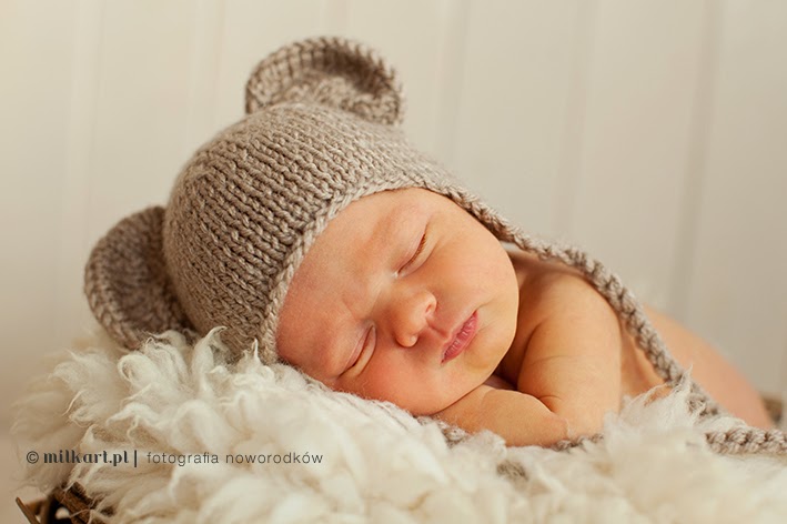 Zdjęcia noworodkowe, sesja zdjęciowa niemowlęca, fotografia niemowlęca, fotograf noworodków, studio milkart