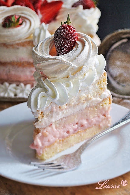 Бърза ягодова торта за начинаещи / Easy strawberry cake for beginners