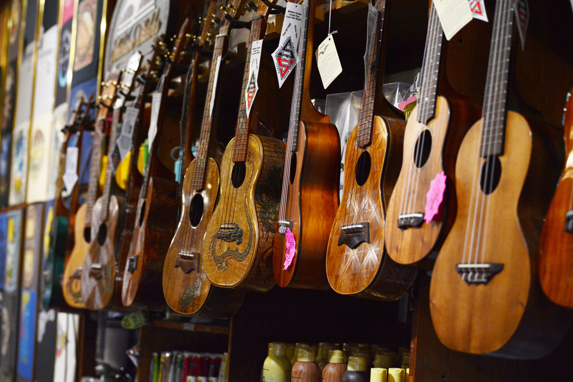 Oahu Photographer Haleiwa Ukuleles