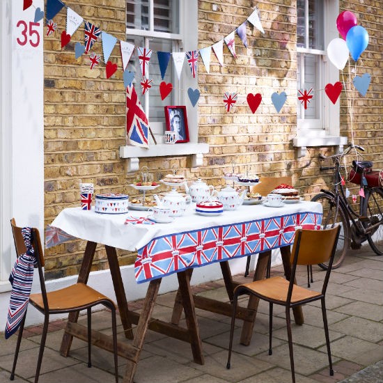 Sunshine & Chocolate Jubilee Table Settings