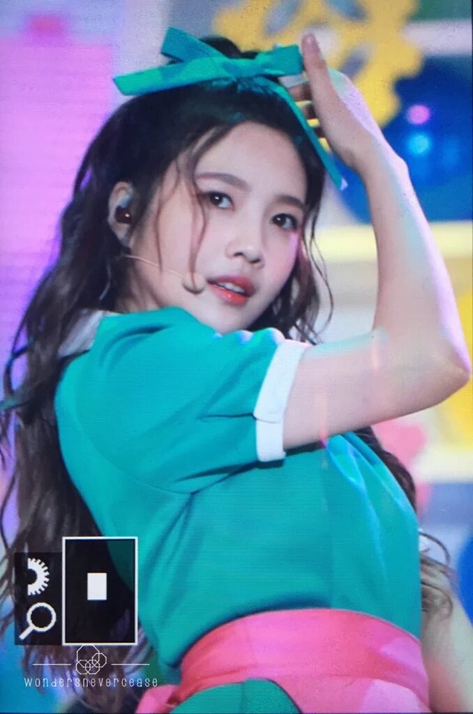 오늘자 레드벨벳 비쥬얼 수준 | 인스티즈