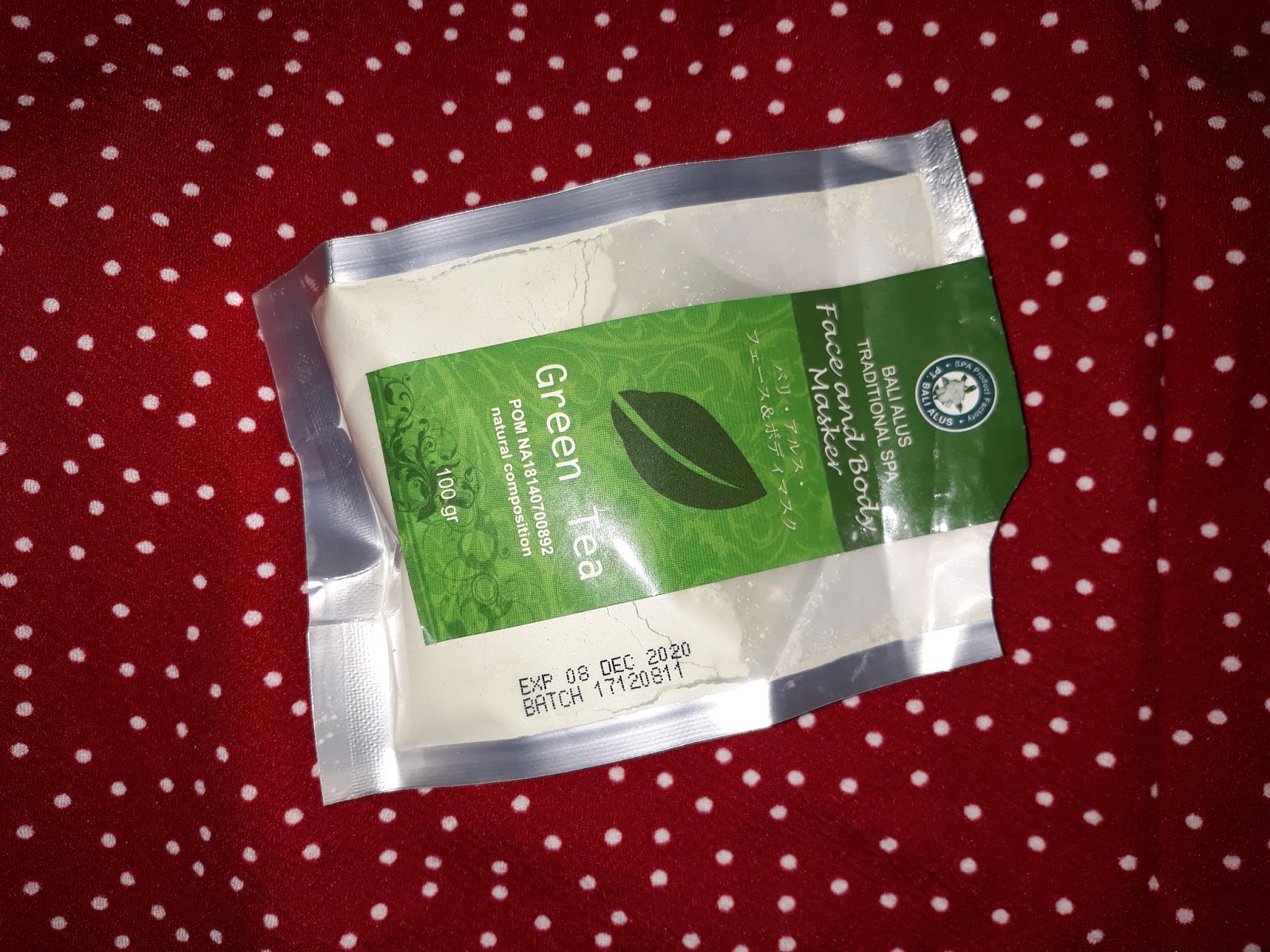 Download Life Is Beautiful Bali Alus Traditional Spa Face And Body Masker Green Tea Review PSD Mockup Templates